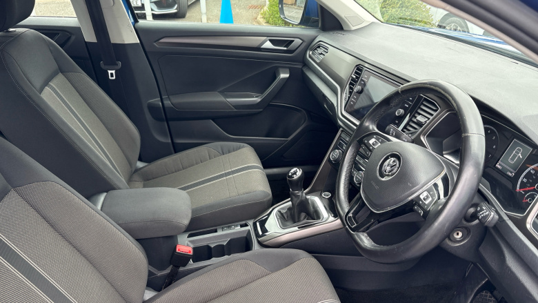 Volkswagen T-Roc 1.5 TSI EVO SE 5dr Petrol Hatchback